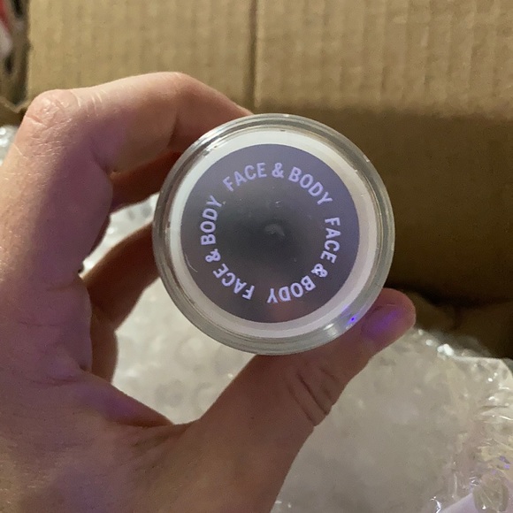 Victoria Secret shimmer balm! - Picture 2 of 4